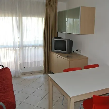 Condominio Horizon Бибионе